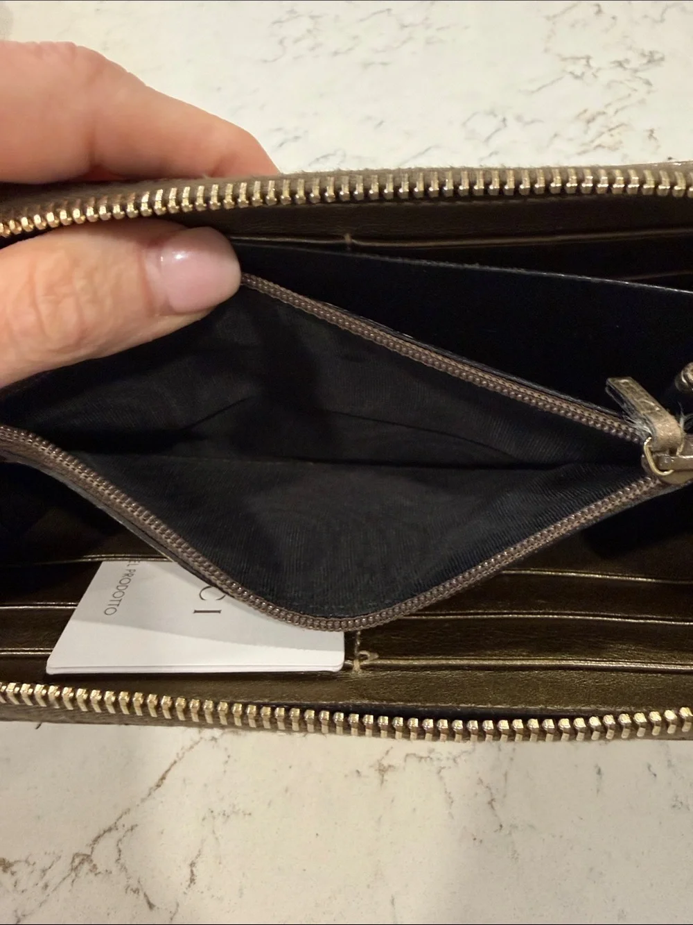 Gucci Brown GG Supreme Zip-Around Wallet - Picture 7 of 12